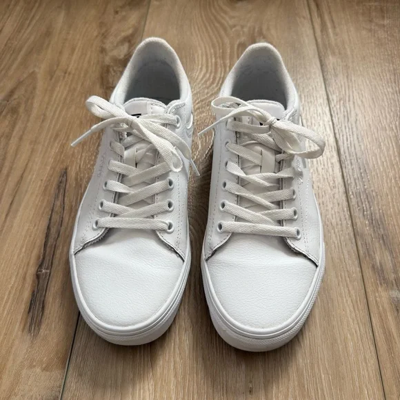 Vans® Seldan Women’s Sneakers - Picture 2 of 9